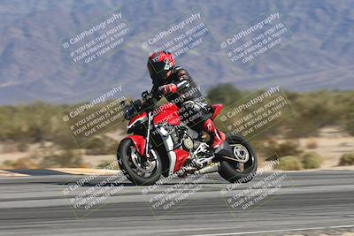 media/Oct-30-2025-Racers Edge (Thu) [[dabbdaf680]]/3-B Group/Session 4 (Turn 9 Side)/